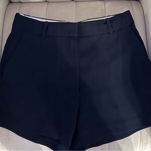 Wilfred Classic Black Women's Shorts